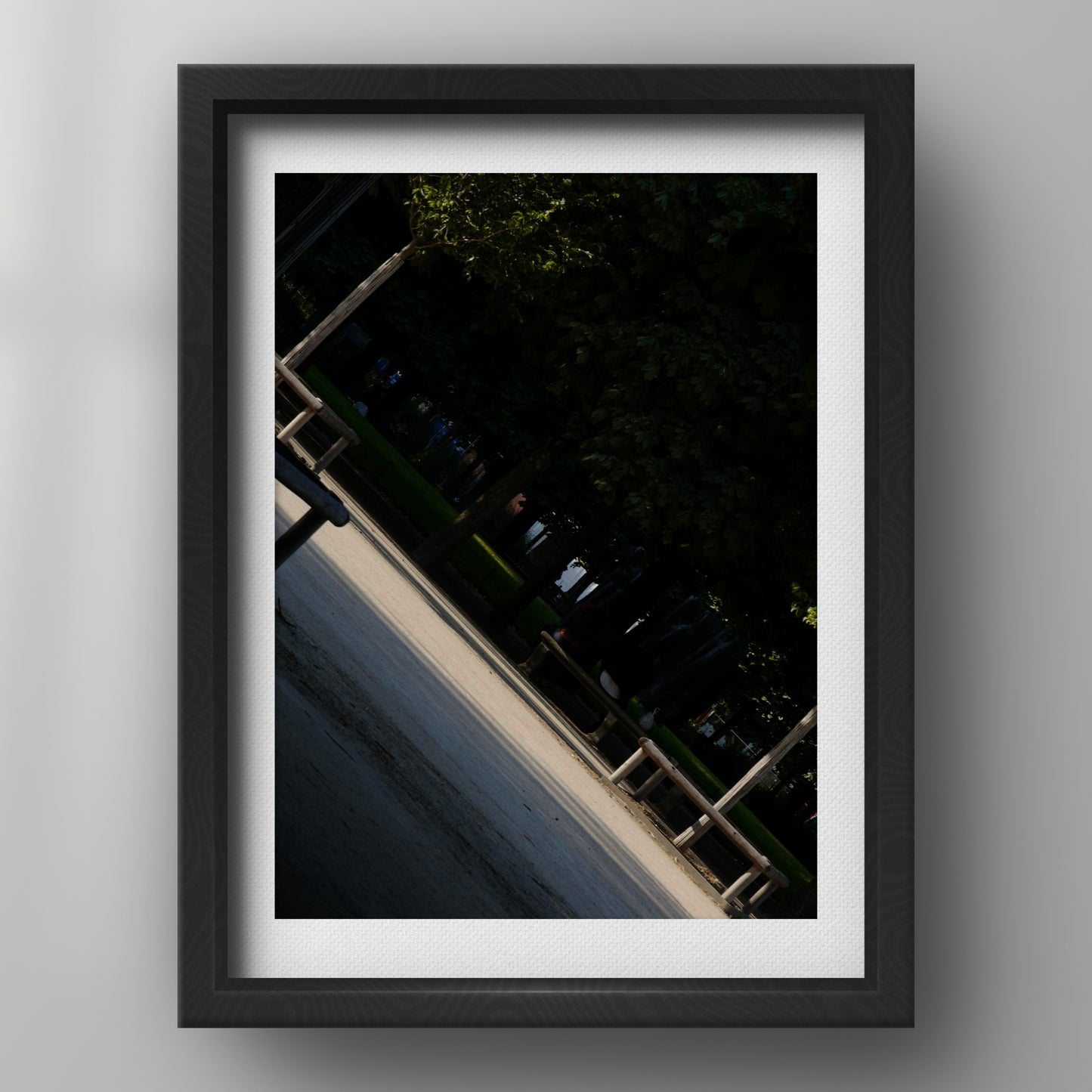 FRAME — 046